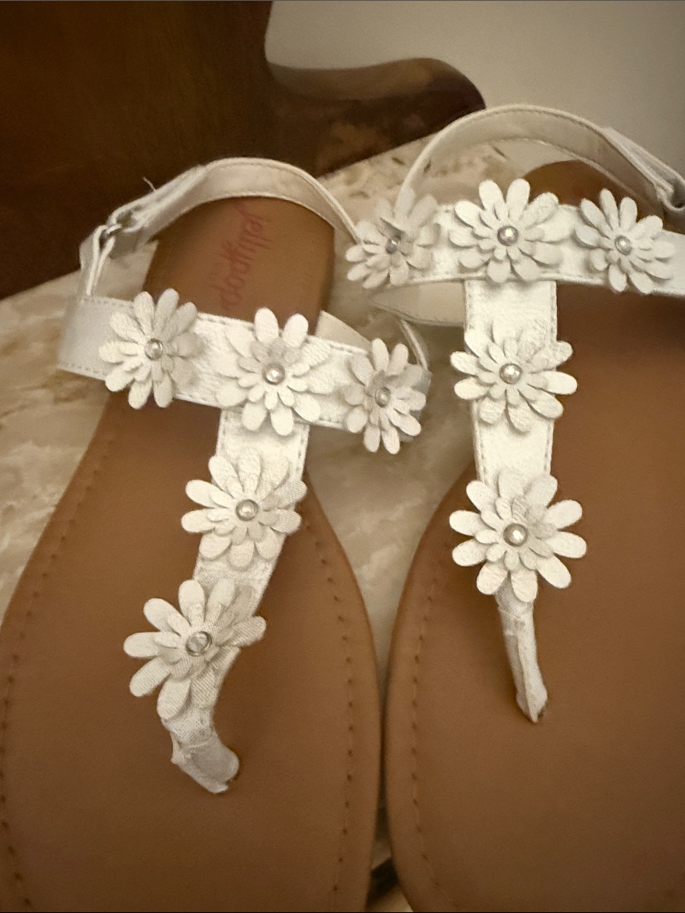 Jellypop White Floral T-Strap Sandals